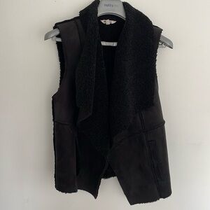 BB Dakota Faux Suede Vest MEDIUM